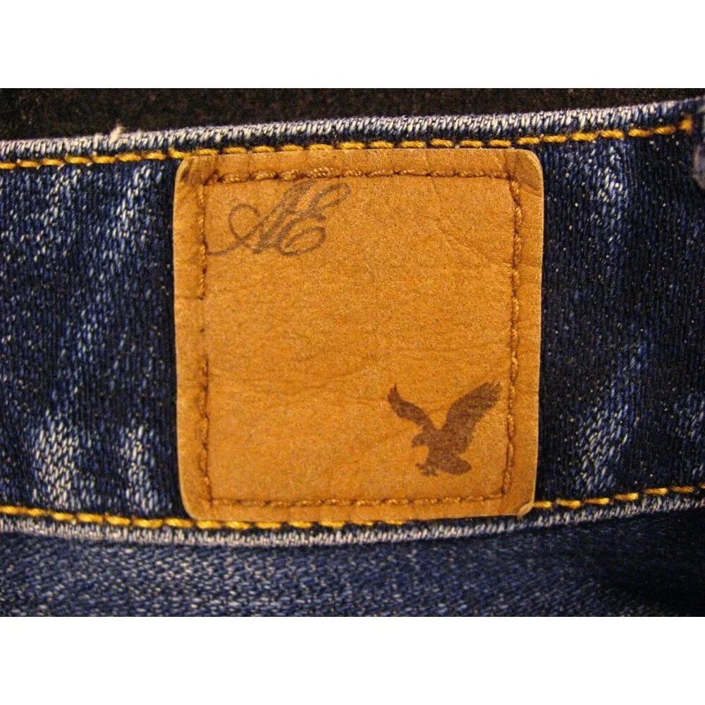 American Eagle Womens CUTOFF JEAN SHORTS Low Rise 2 Blue Slouchy - Picture 6 of 8